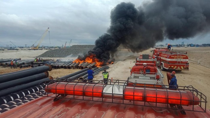 Lokasi kebakaran di Makassar New Port (Foto: dok. istimewa)