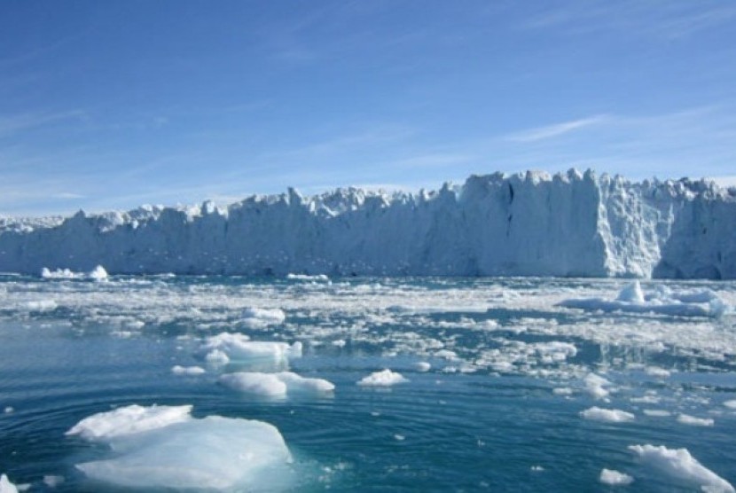 Dalam 50 tahun terakhir, suhu di benua Arktik mengalami peningatan siginifikan di banding belahan dunia lain dan memicu es mencair lebih cepat. Foto/dok.