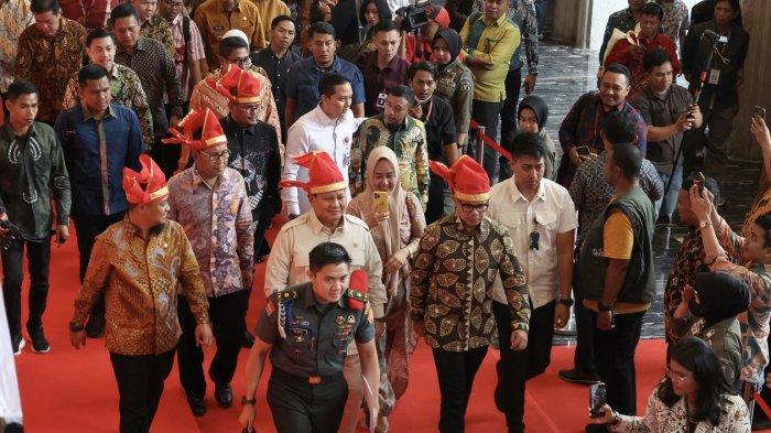 Menhan Prabowo Subianto menghadiri kegiatan rapat kerja nasional Asosiasi Pemerintah Kota Seluruh Indonesia (Rakernas Apeksi) XVI 2023 di Kota Makassar, Kamis (Tribun News)