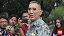 Direktur Utama PT Citra Karya Jabar Tol (CKJT) Jusuf Hamka ikut hadir saat Presiden Joko Widodo (Jokowi) meresmikan Tol Cileunyi-Sumedang-Dawuan (Cisumdawu). Ilustrasi. (CNN Indonesia)